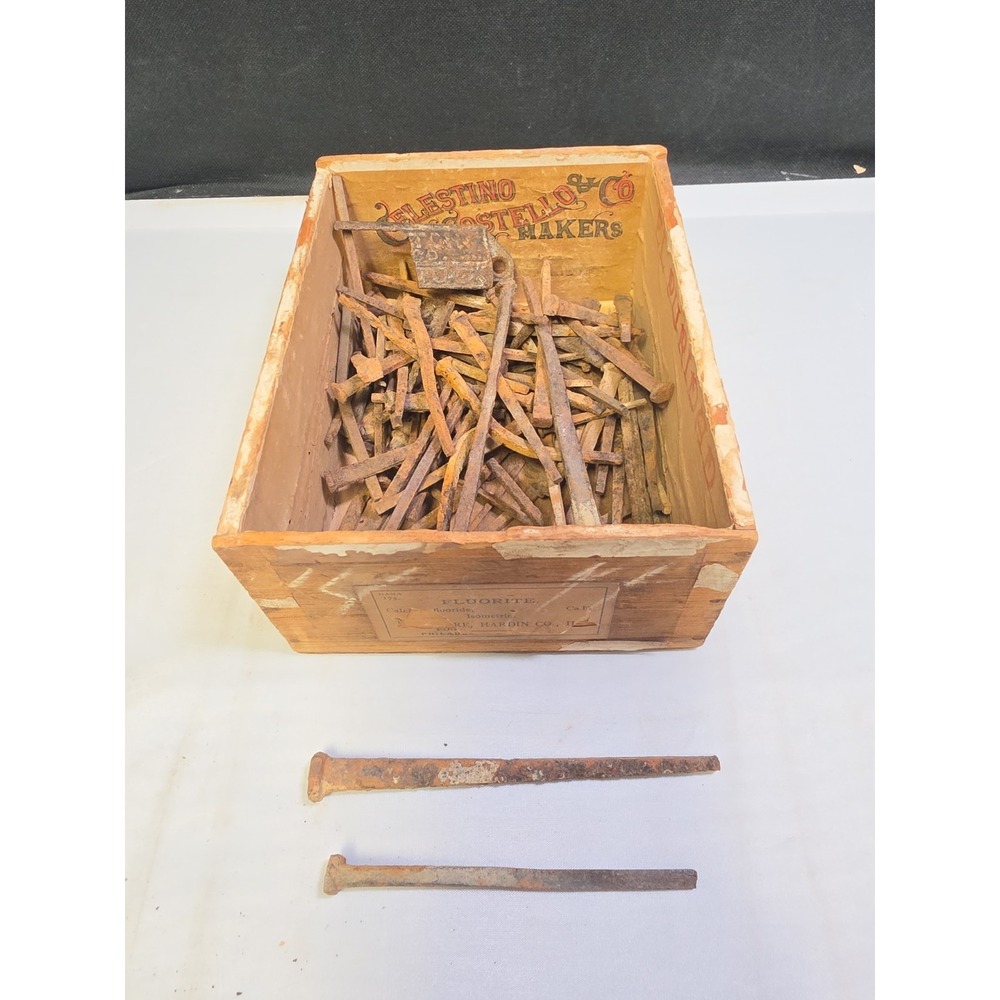 (1 Lb 10oz) ANTIQUE (1800'S)  SQUARE NAILS In Cigar Box. Rusty Crusty
